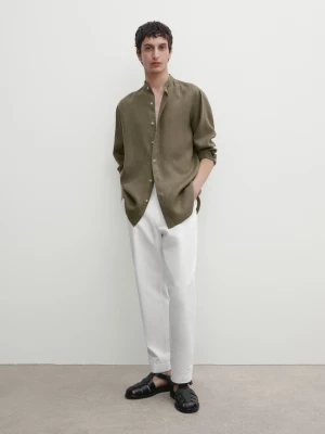 Lniana Koszula Regular Fit Ze Stójką Z Zapięciem - Zielony - - Massimo Dutti - Mężczyzna