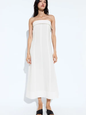 Lniana Sukienka Średniej Długości Z Dekoltem Bandeau - Biały - Massimo Dutti - Female
