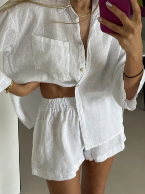 LNIANE SZORTY WHITE WŁOCHY