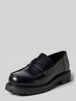 Loafersy z naturalnej skóry bydlęcej model 'CAMERON' Vagabond Czarny