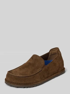 Loafersy z naturalnej skóry welurowej model 'Utti' Birkenstock
