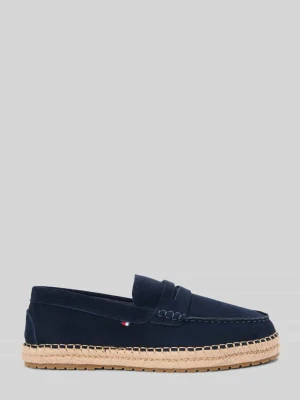 Loafersy z naturalnej skóry welurowej Tommy Hilfiger
