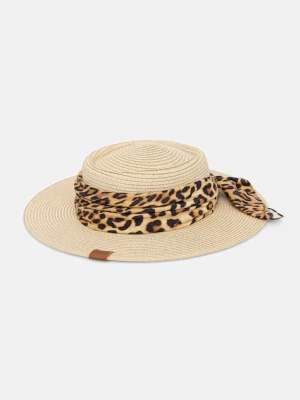 Lola Casademunt kapelusz