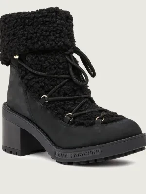 Love Moschino Botki na słupku shearling | z dodatkiem skóry