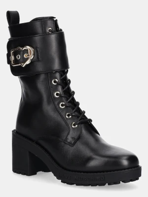 Love Moschino botki zamszowe damskie kolor czarny na słupku JA24287G0NIA0000