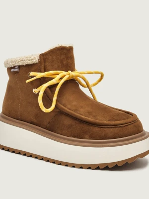 Love Moschino Śniegowce | shearling brązowy