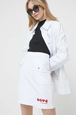 Love Moschino spódnica kolor biały mini rozkloszowana