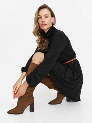 Luźna czarna sukienka z golfem Top Secret