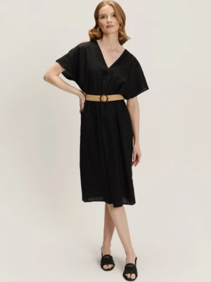 Luźna czarna sukienka z kontrastowym paskiem Greenpoint