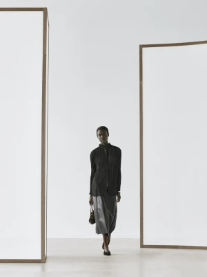 Luźna Koszula Z Plisami - Czarny - - Massimo Dutti - Kobieta