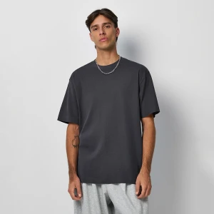 Luźna koszulka z okrągłym dekoltem grafitowa House