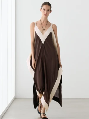 Luźna Sukienka Średniej Długości Z Kontrastowymi Detalami - Brązowy - Massimo Dutti - Female