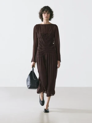 Luźna Sukienka Średniej Długości Z Marszczeniem - Brązowy - - Massimo Dutti - Kobieta