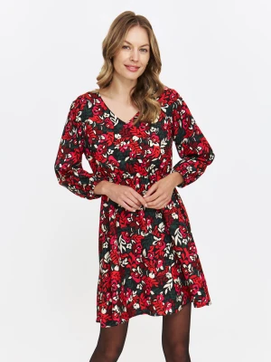 Luźna sukienka z kwiatowy wzór