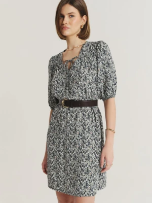 Luźna wiskozowa sukienka z nadrukiem typu łączka Greenpoint