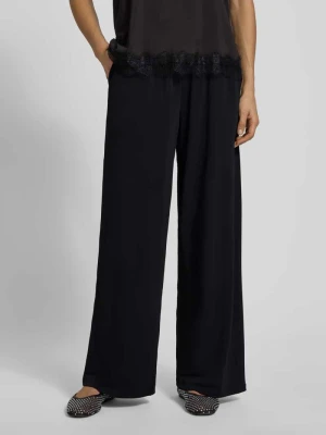 Luźne spodnie z krepy model ‘Lima’ Ichi