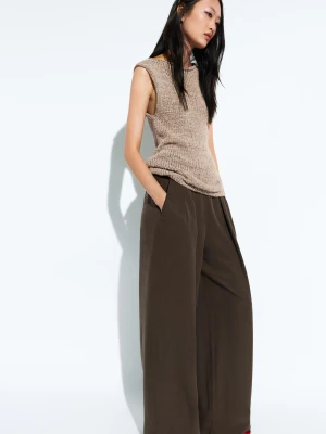 Luźne Spodnie Z Szerokimi Nogawkami I Zakładkami - Brązowy - Massimo Dutti - Female