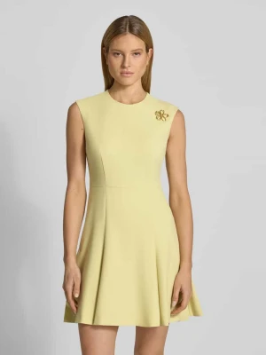 Luźno dopasowana sukienka casualowa z broszką z Metal Model 'KILANDI' HUGO