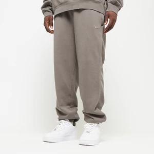 M NRG CS PANT FLC olive grey/monfsl, marki NIKE NoctaApparel, w kolorze Brązowy, rozmiar