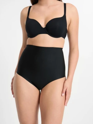 Majtki z wysokim stanem - wysoki stopień modelowania Etam