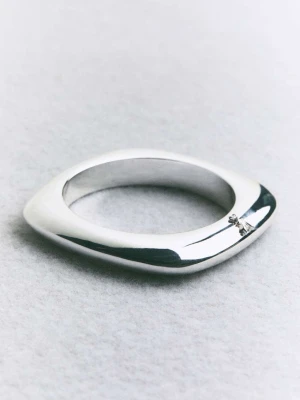 Mała metalowa bransoleta PATRIZIA PEPE