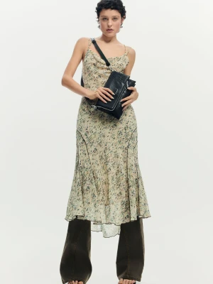 Mała torba z klapką z haftami Desigual