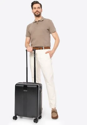 Mała walizka z polikarbonu w pionowe tłoczenia czarna Wittchen