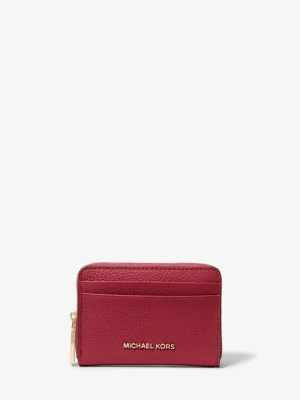 Małe etui na karty Jet Set ze skóry groszkowej z zamkiem dookoła Michael Kors CIEMNOCZERWONY (Czerwony)