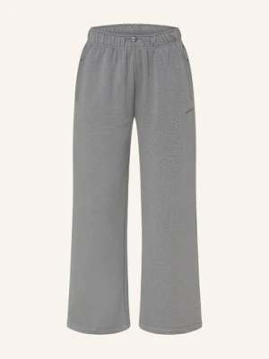 Mandala Spodnie Dresowe Training Now grau