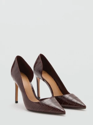 Asymetryczne buty na obcasie z efektem skóry krokodyla czekoladowy - Kobieta - - MANGO