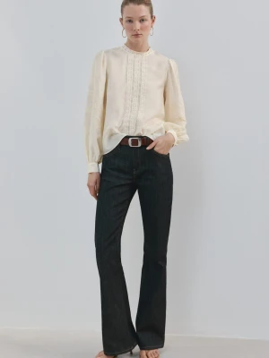 MANGO - Bluzka bawełniana z kwiatowym haftem kremowy / écru - - Kobieta