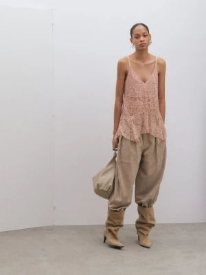 Bluzka koronkowa z falbankami pastelowy róż - Kobieta - - MANGO