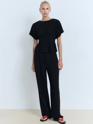 MANGO - Dopasowana bluzka peplum czarny - - Kobieta