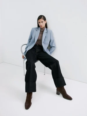 Botki z dwoiny na obcasie klockowym czekoladowy - Kobieta - - MANGO