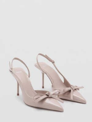 MANGO - Buty na obcasie z noskiem w szpic i sznurowaniem cielisty - - Kobieta