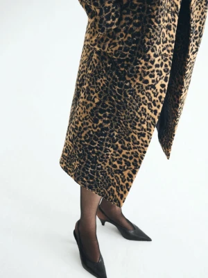 MANGO - Buty skórzane na obcasie z noskiem czarny - - Kobieta