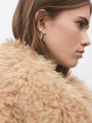 Geometryczne kolczyki z wypukłym wzorem złoty - Kobieta - Rozmiar uniwersalny - MANGO