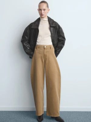 Jeansy balloon z kieszeniami z obszyciem karmelowy brąz - Kobieta - - MANGO