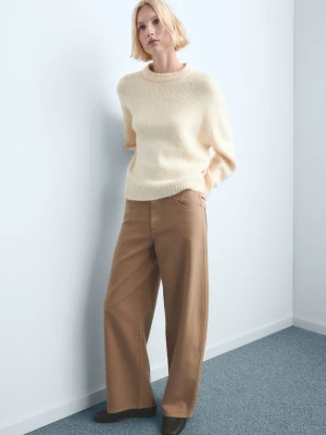 Jeansy balloon z niskim stanem piaskowy - Kobieta - - MANGO