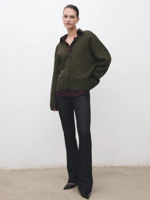 MANGO - Kardigan oversize z dekoltem w serek khaki - - Kobieta