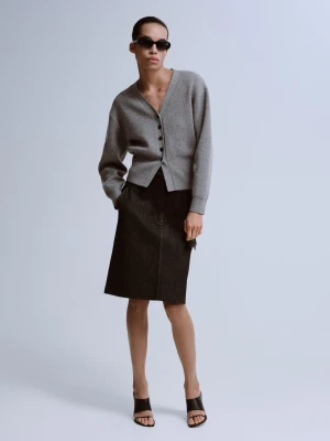 MANGO - Kardigan z dzianiny z dekoltem w szpic średni szary - - Kobieta