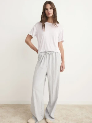 MANGO - Koszulka garment washed jasny / pastelowy szary - - Kobieta