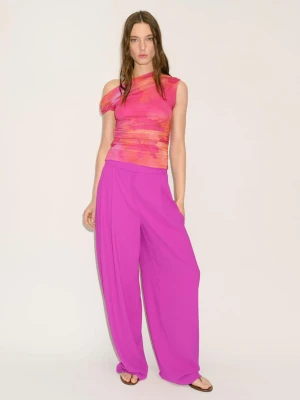 MANGO - Asymetryczny top w kwiaty fuksja - - Kobieta