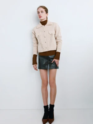 Kurtka dzianinowa z kołnierzem koszulowym piaskowy - Kobieta - - MANGO