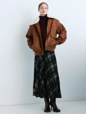 Kurtka oversize z kołnierzem z imitacji baranka brązowy - Kobieta - - MANGO