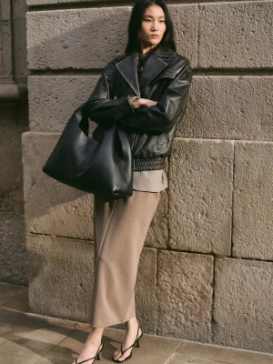 Kurtka skórzana oversize z klapami brązowy - Kobieta - - MANGO