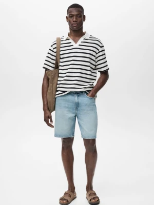 MANGO MAN - Bermudy dżinsowe regular fit średni niebieski - - Mężczyzna