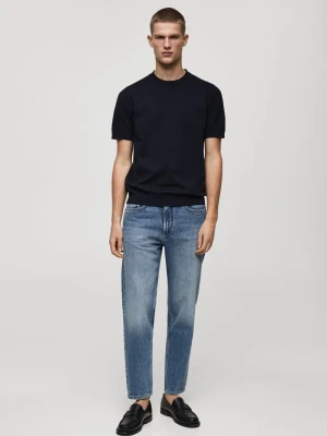 MANGO MAN - Dżinsy cropped tapered fit średni niebieski - - Mężczyzna