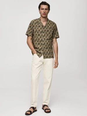 MANGO MAN - Lejąca koszula regular fit z nadrukiem khaki - - Mężczyzna