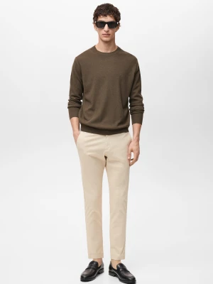 MANGO MAN - Spodnie chinosy Prato cropped tappered kremowy / écru - - Mężczyzna